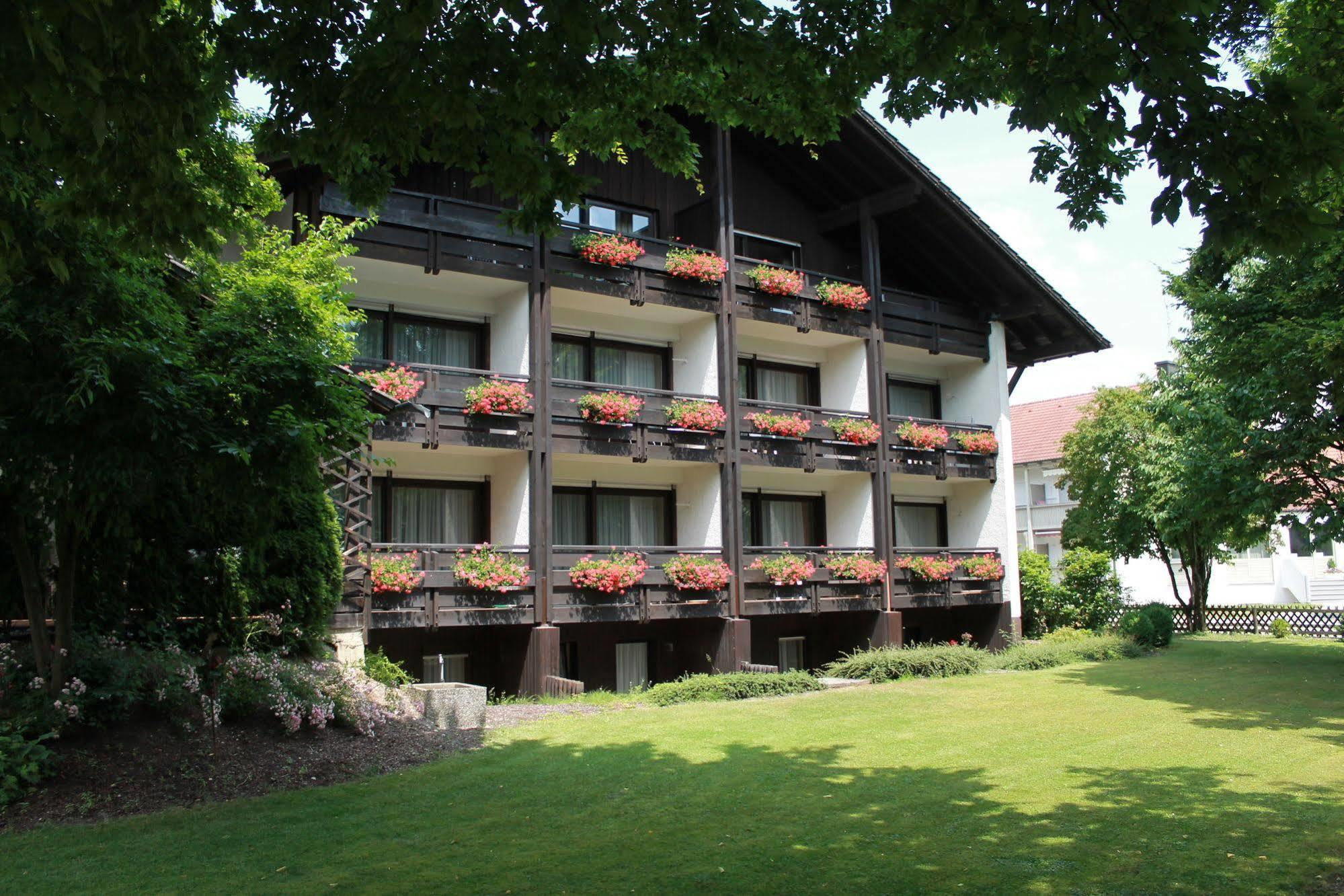 Hotel Garni Bellevue Bad Fussing Luaran gambar
